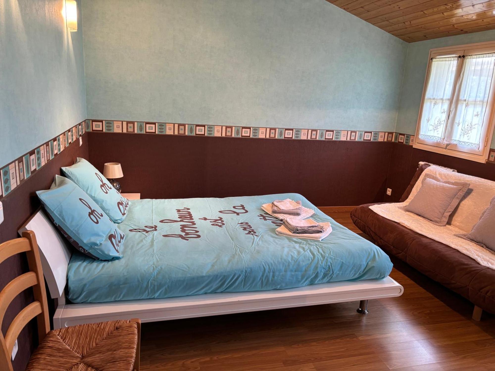 Charmant Logement Entier A La Campagne Sencenac-Puy-de-Fourches Esterno foto